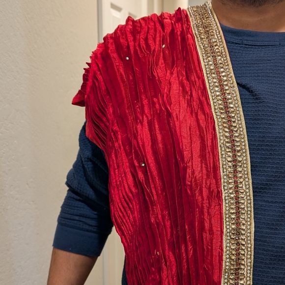 Manyavar Sherwani set with dupatta - Picture 12 of 15